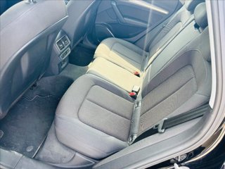 AUDI Q5 40 TDI quattro S tronic Business