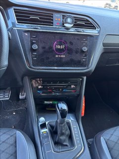 VOLKSWAGEN Tiguan 2.0 TDI 150 CV SCR DSG R-Line