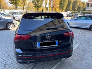 VOLKSWAGEN Tiguan 2.0 TDI 150 CV SCR DSG R-Line