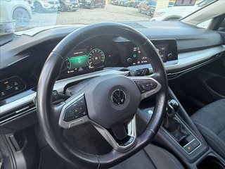 VOLKSWAGEN Golf 1.0 TSI EVO Life