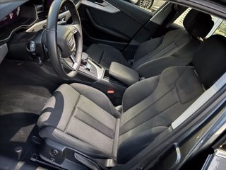 AUDI A4 Avant 40 TFSI S tronic S line edition